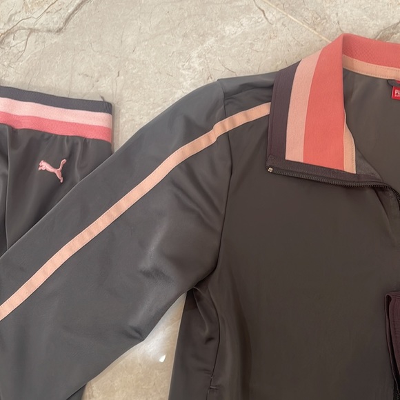 Puma joggers sweat pants jacket tops Set size Small gray pink very classy Rare - Picture 4 of 10